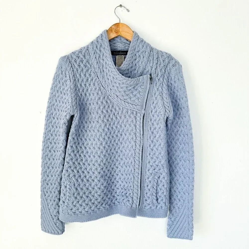 Irelandseye Women’s Virgin Wool Dove Grey Blue Chunky Knit Asymmetrical Zip Card